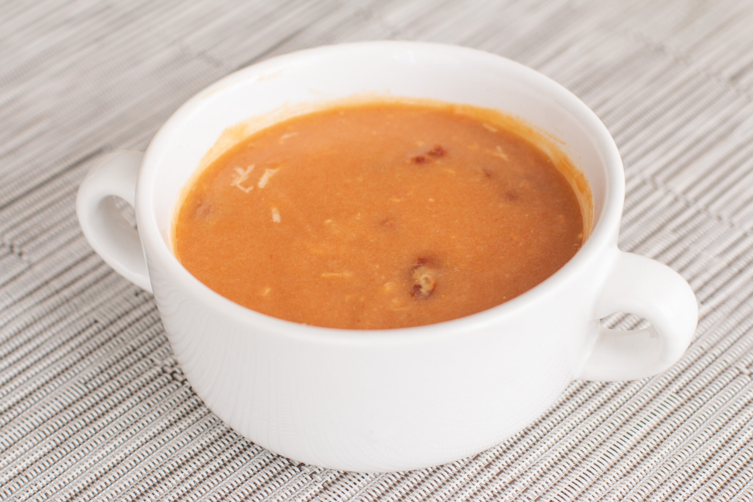 Sopa de tomate lata 300g